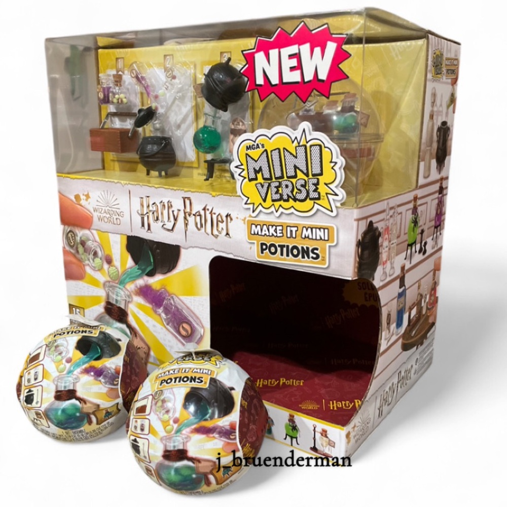 Harry Potter Make It Mini Potions Two Balls plus Display!